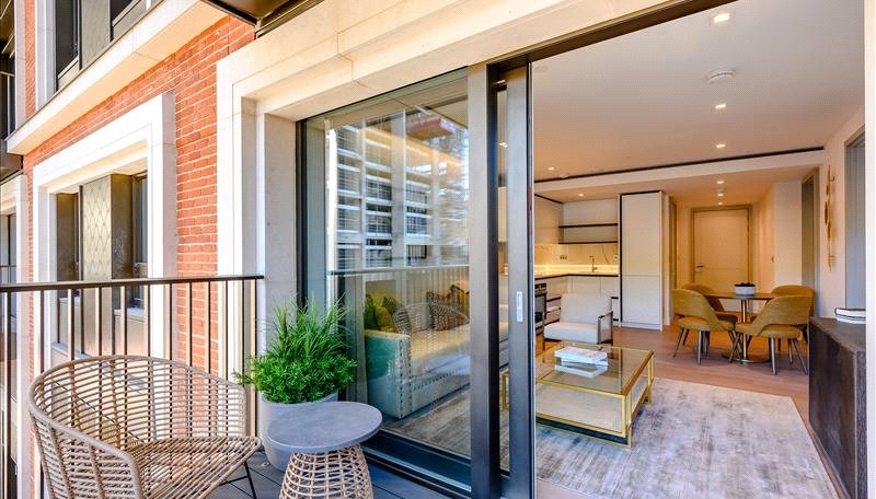 1 bedroom Flat to rent in Garrett Mansions-view14