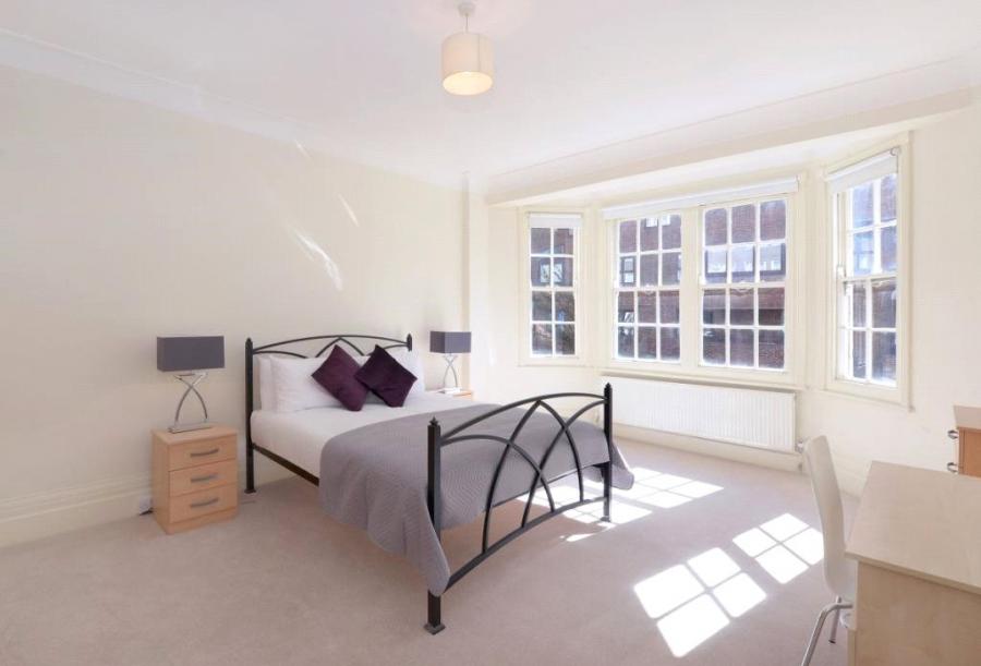 5 bedroom Flat to rent in Strathmore Court-view6