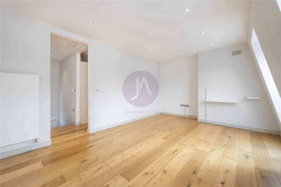 2 bedroom Flat to rent in Blenheim Terrace-view9