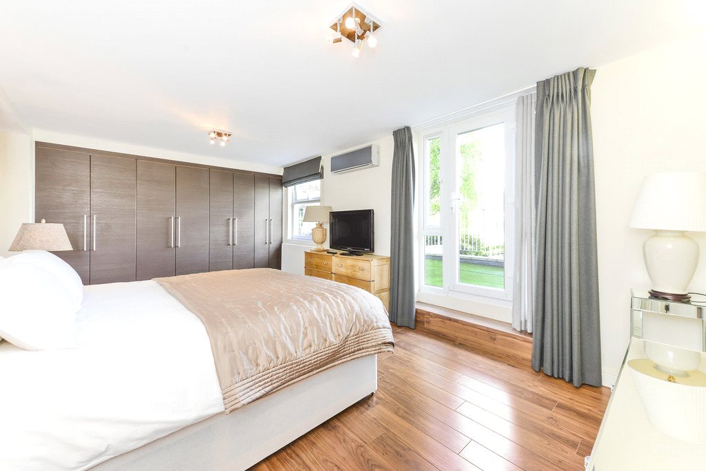 Court Close, St Johns Wood Park, St John's Wood, London, NW8
