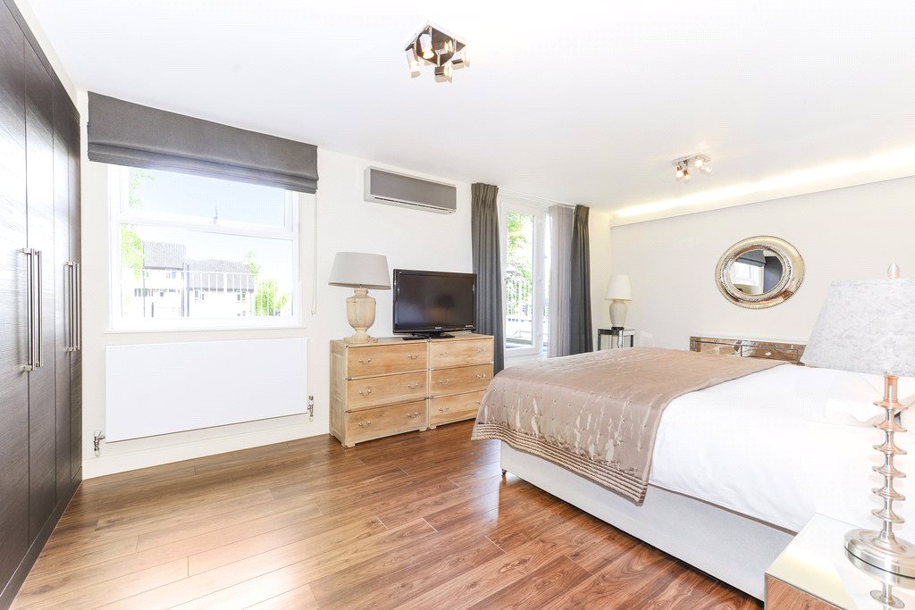 Court Close, St Johns Wood Park, St John's Wood, London, NW8