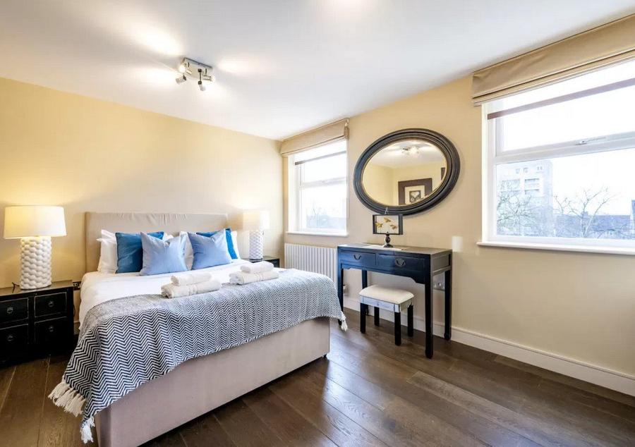 3 bedroom Flat to rent in Boydell Court-view8