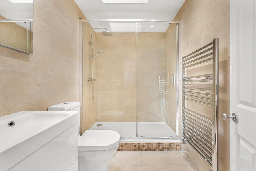 3 bedroom Flat for sale in Abercorn Place-view8