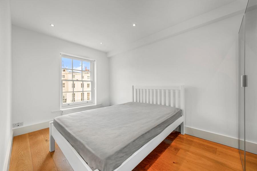 3 bedroom Flat for sale in Abercorn Place-view11