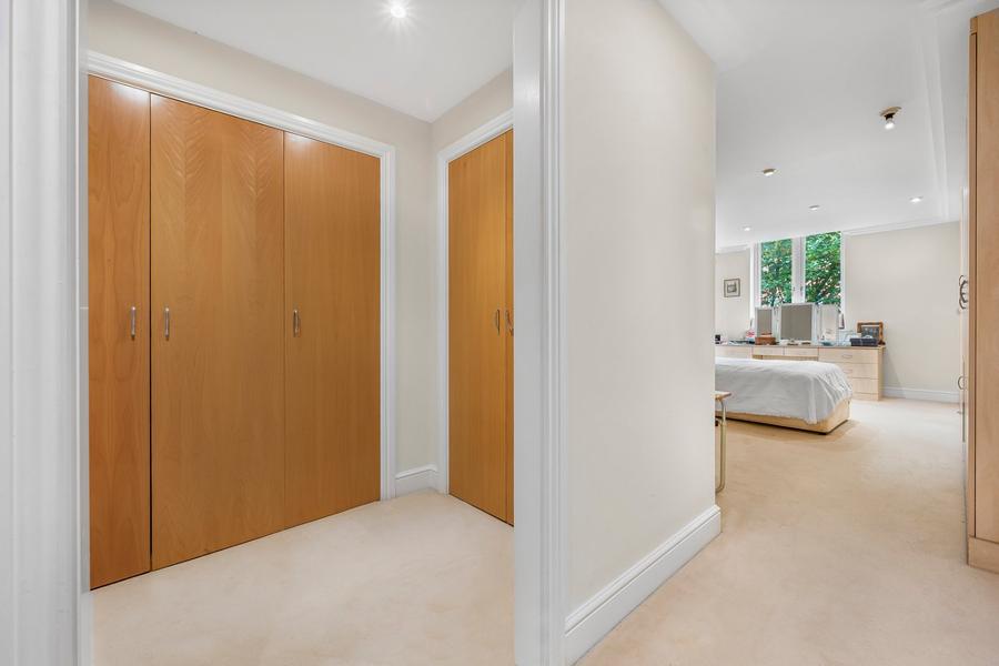 2 bedroom Flat for sale in Westfield-view10