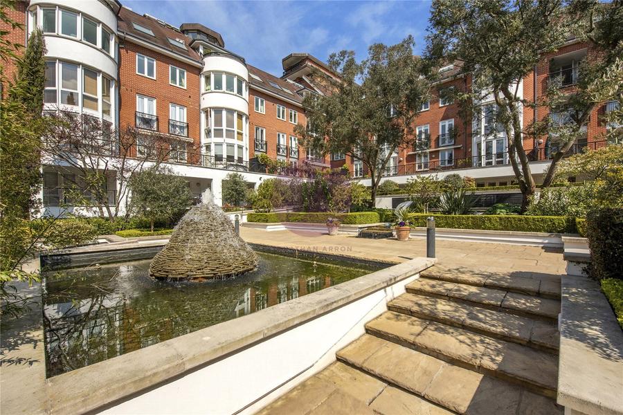 2 bedroom Flat for sale in Westfield-view19