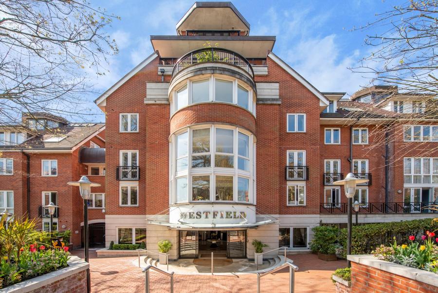 2 bedroom Flat for sale in Westfield-view1