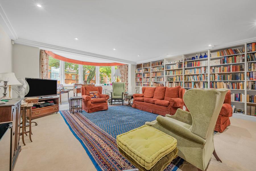2 bedroom Flat for sale in Westfield-view2