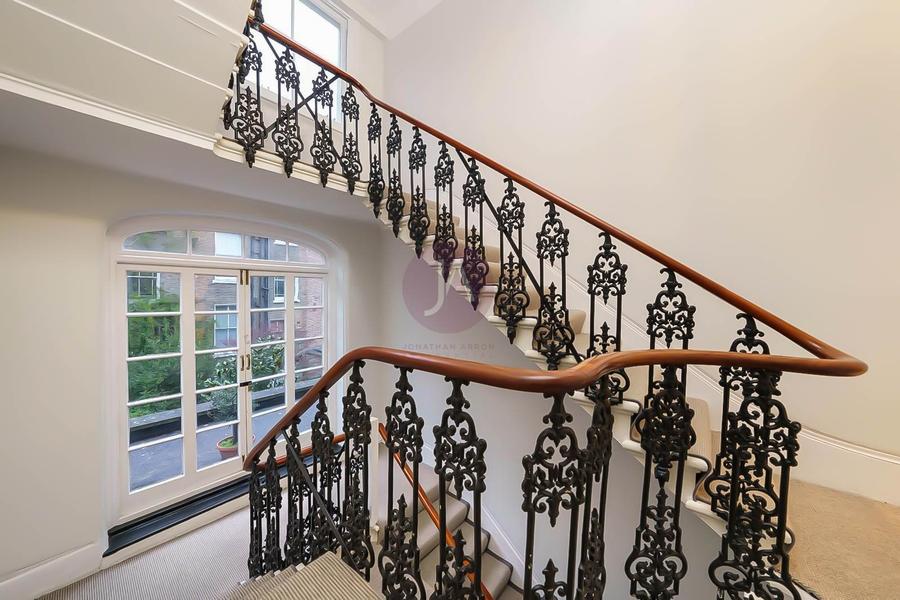 1 bedroom Flat to rent in Palace Gardens Terrace-view8