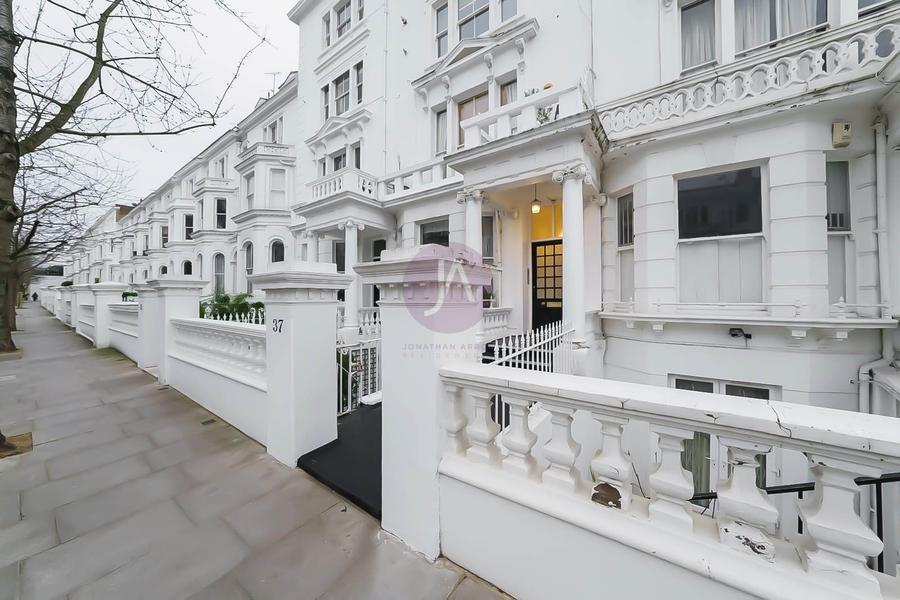 1 bedroom Flat to rent in Palace Gardens Terrace-view3