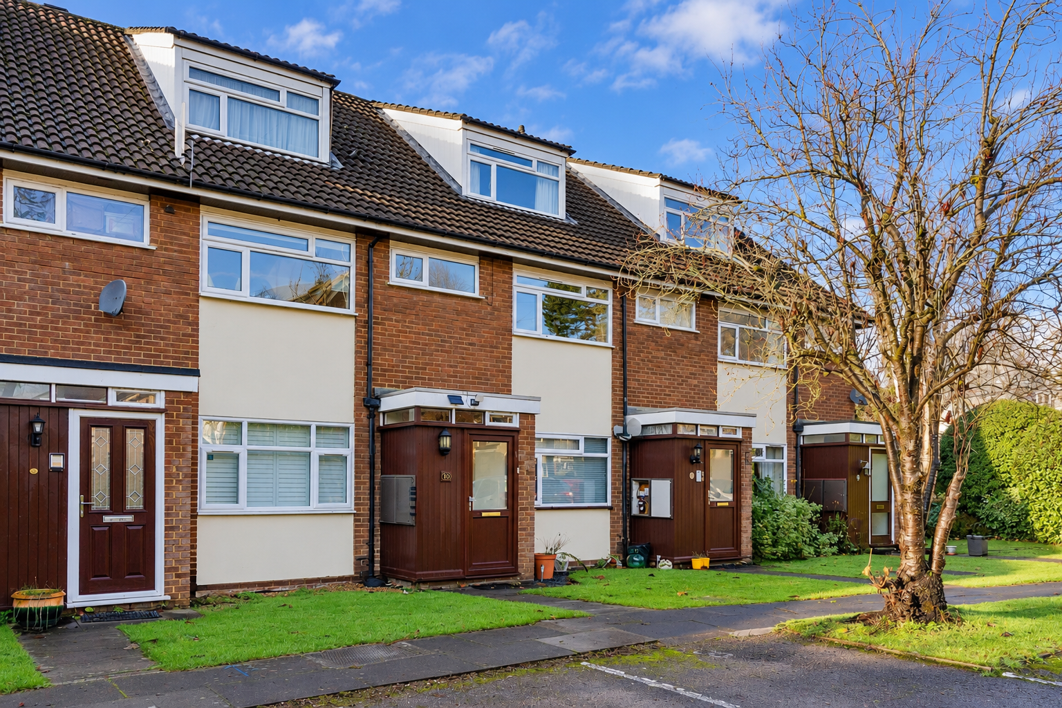 Claire Court, Westfield Park, Hatch End, HA5