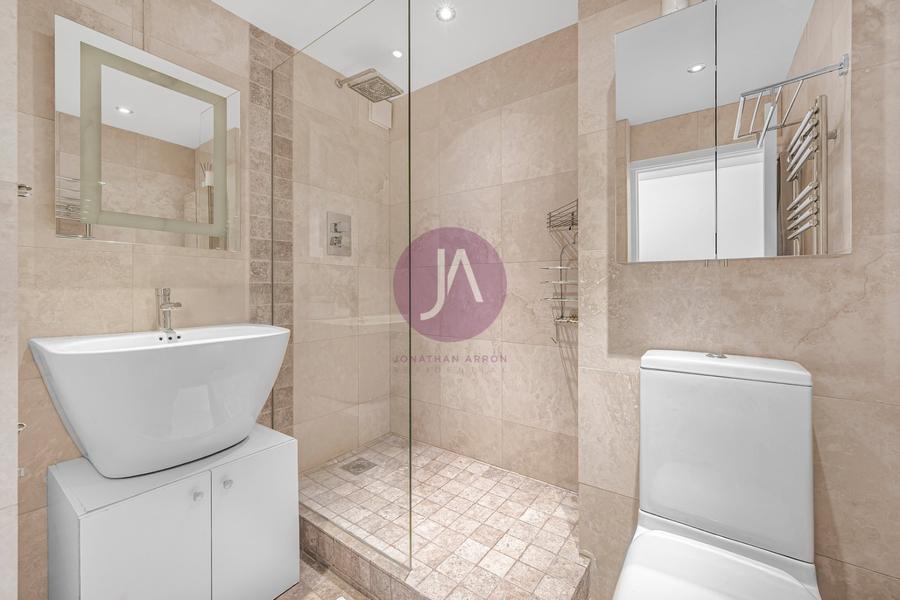 3 bedroom Flat to rent in Buttermere Court-view12