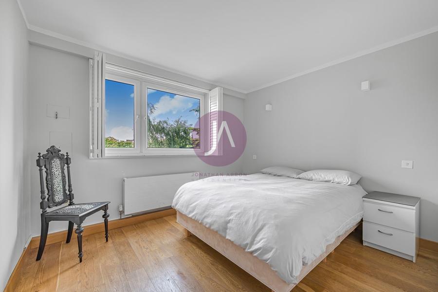 3 bedroom Flat to rent in Buttermere Court-view9