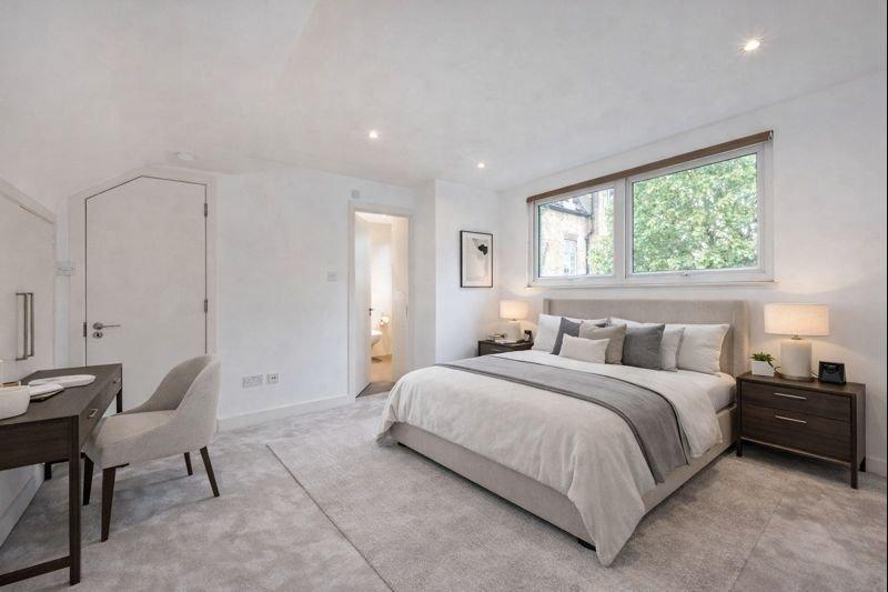 5 bedroom House to rent in Woronzow Road-view11