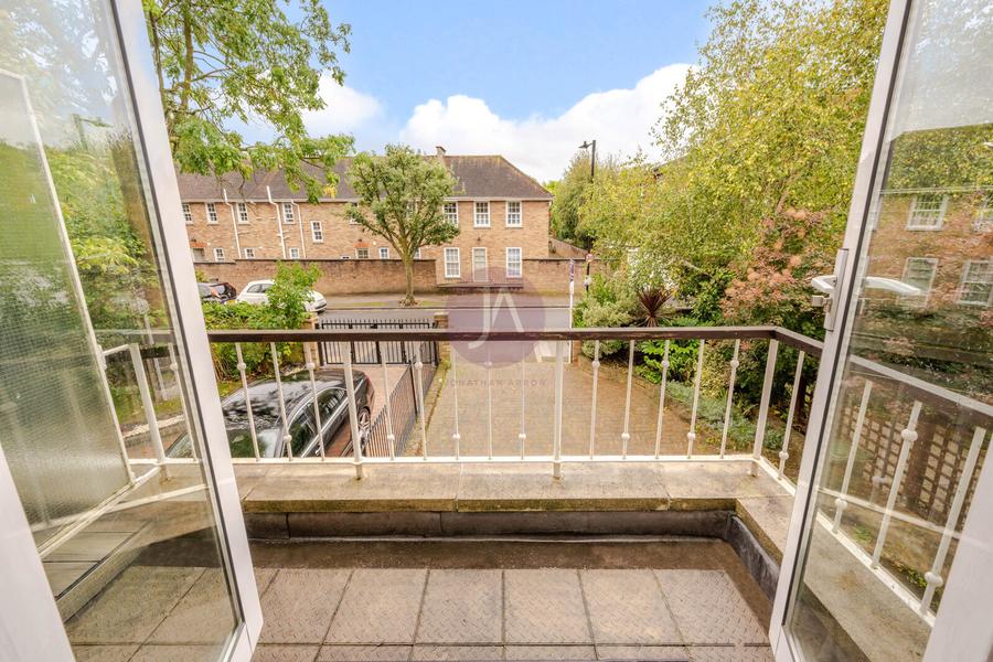 5 bedroom House to rent in Woronzow Road-view15