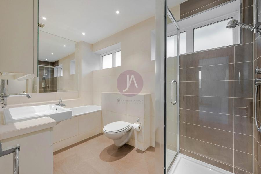 5 bedroom House to rent in Woronzow Road-view10