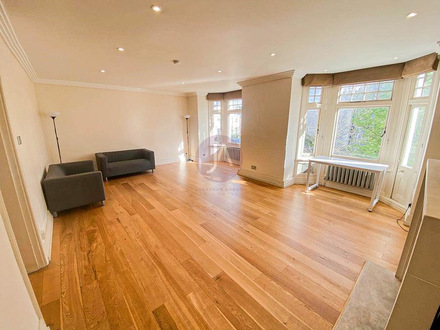 3 bedroom Flat to rent in Abbey Court-view8