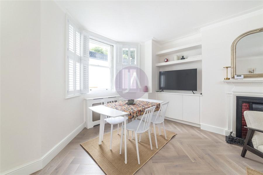1 bedroom Flat to rent in Belgrave Mansions-view8