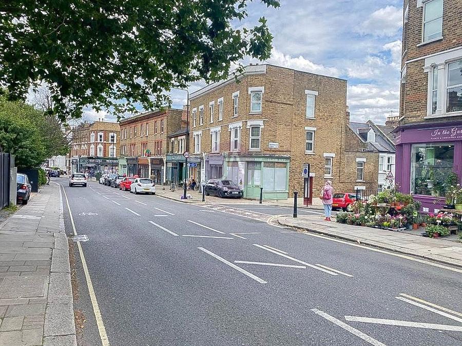 4 bedroom Flat, Maisonette to rent in Mill Lane-view16