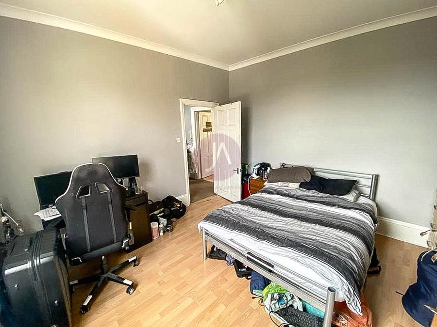 4 bedroom Flat, Maisonette to rent in Mill Lane-view10