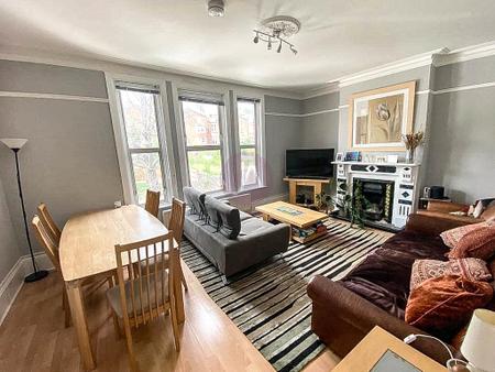 4 bedroom Flat, Maisonette to rent in Mill Lane-List1437