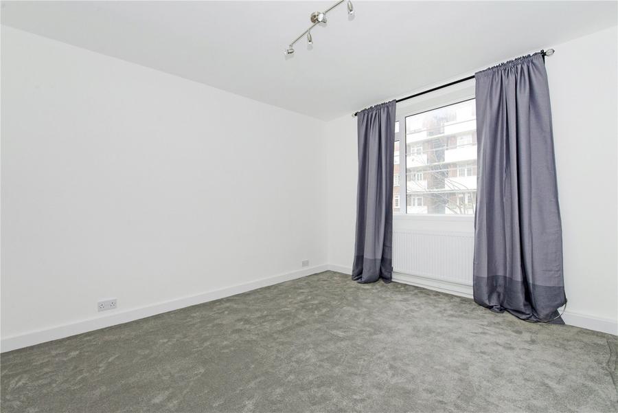 2 bedroom Flat to rent in Townshend Court-view5