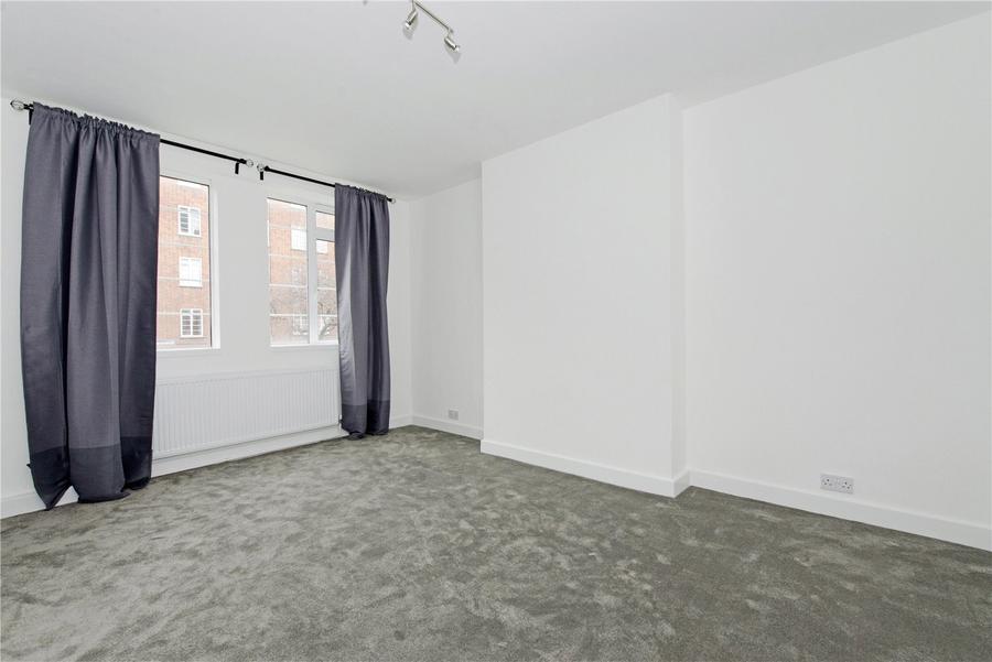 2 bedroom Flat to rent in Townshend Court-view4