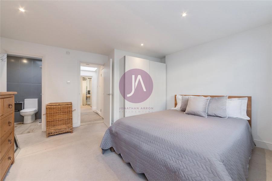 3 bedroom House to rent in Highgate Road-view9