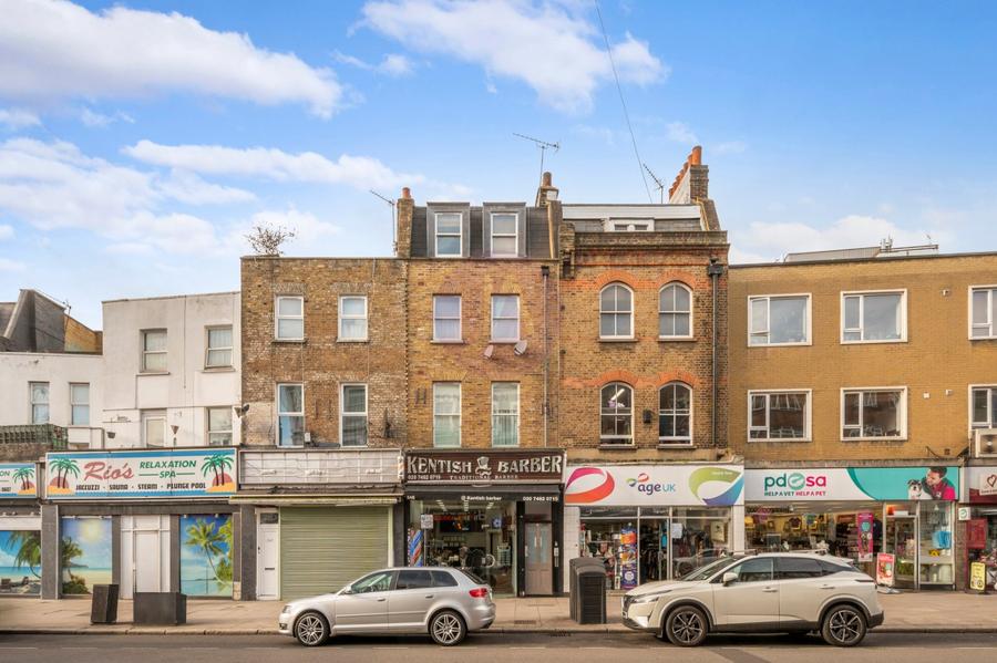 1 bedroom Flat to rent in Kentish Town Road-view13