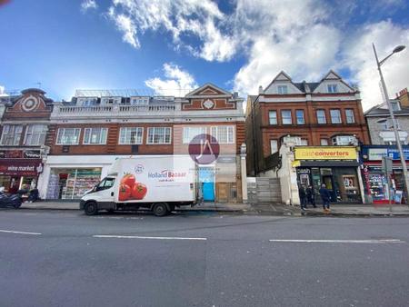 Kilburn High Road, Kilburn