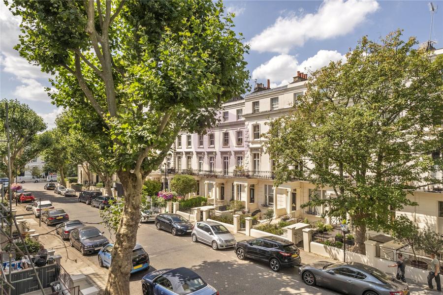 1 bedroom Flat to rent in Clarendon Gardens-view12