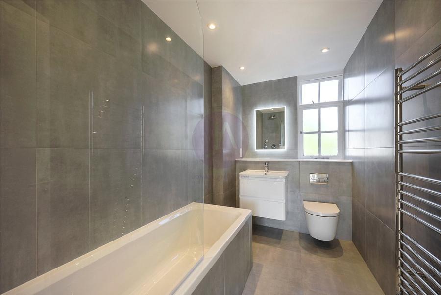 3 bedroom Flat to rent in Apsley House-view6