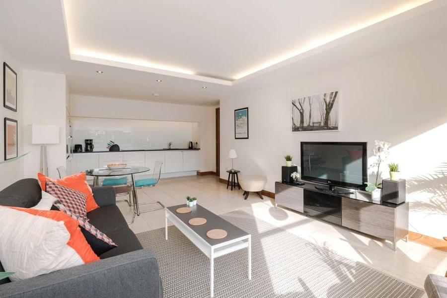 2 bedroom Flat to rent in Bell Street-view9