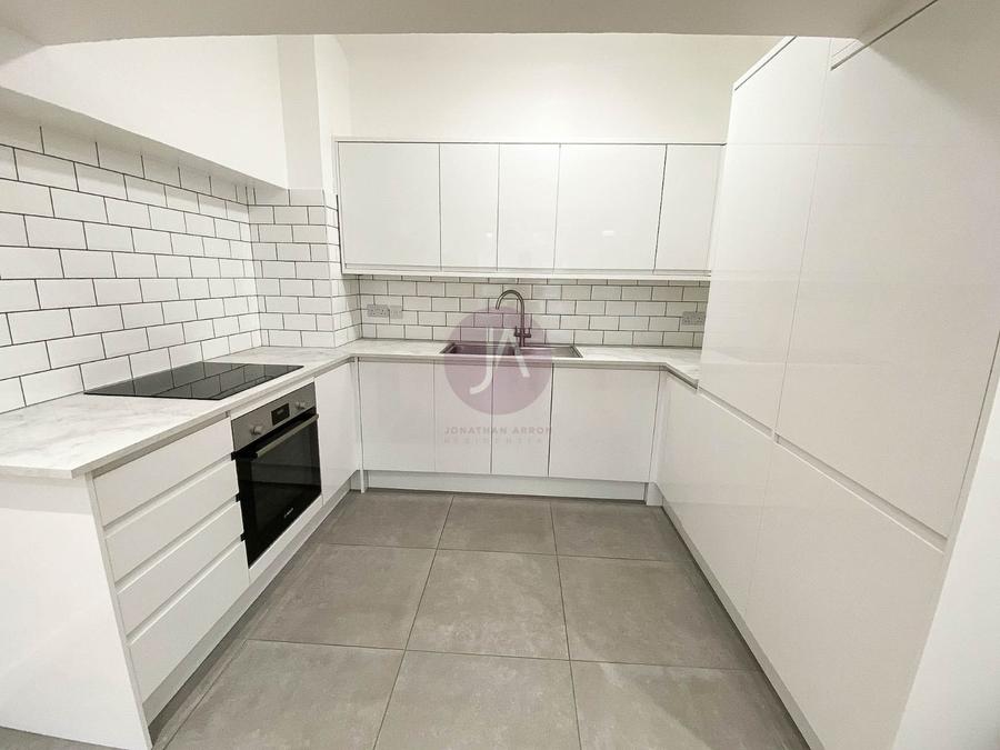 1 bedroom Flat to rent in Grove End Gardens-view3