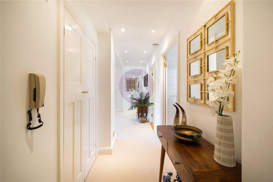 3 bedroom Flat to rent in Apsley House-view10