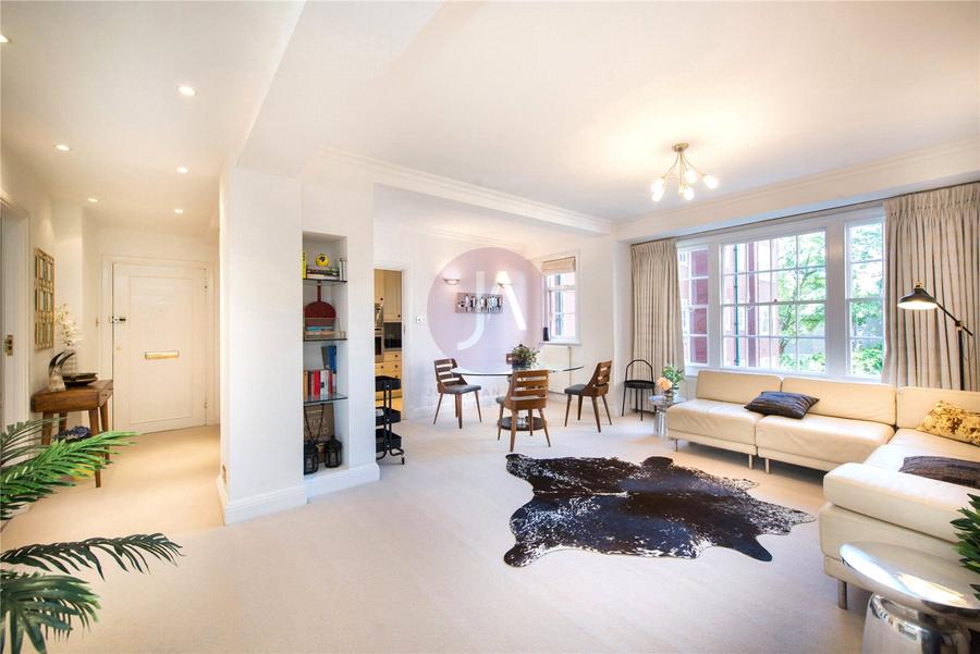 3 bedroom Flat to rent in Apsley House-view1