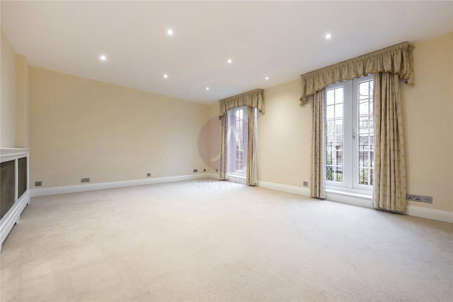 4 bedroom House to rent in The Marlowes-view4
