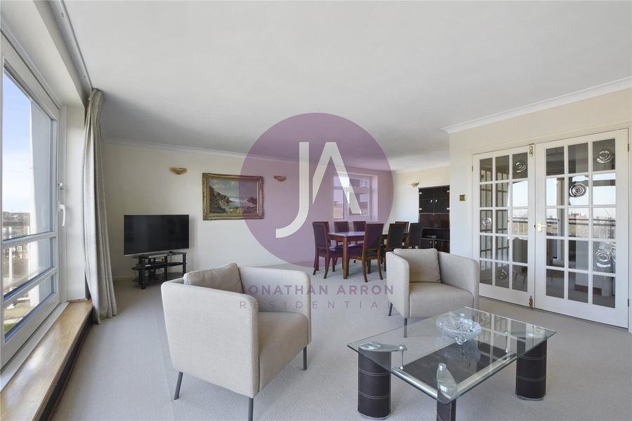 3 bedroom Flat to rent in Walsingham-view7