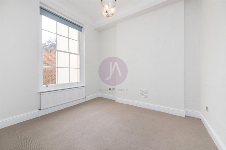 3 bedroom Flat, Maisonette to rent in Clarendon Gardens-view11