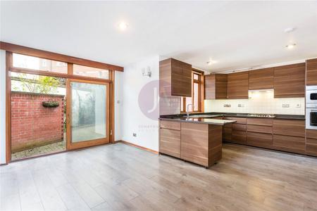 Castellain Road, 