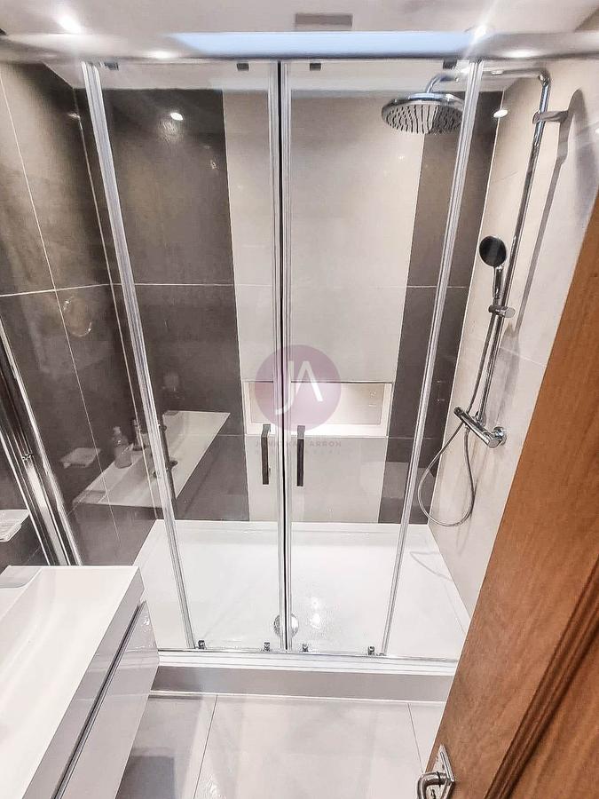 3 bedroom Flat to rent in Strutton Ground-view13