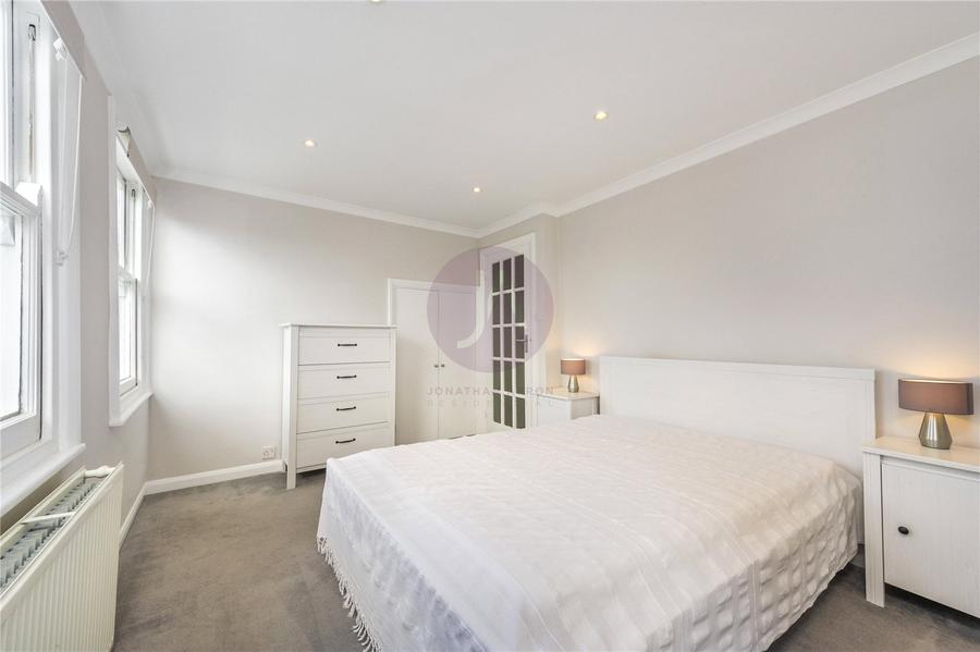 1 bedroom Flat to rent in Randolph Avenue-view8