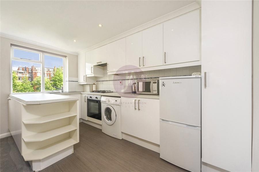 1 bedroom Flat to rent in Randolph Avenue-view7