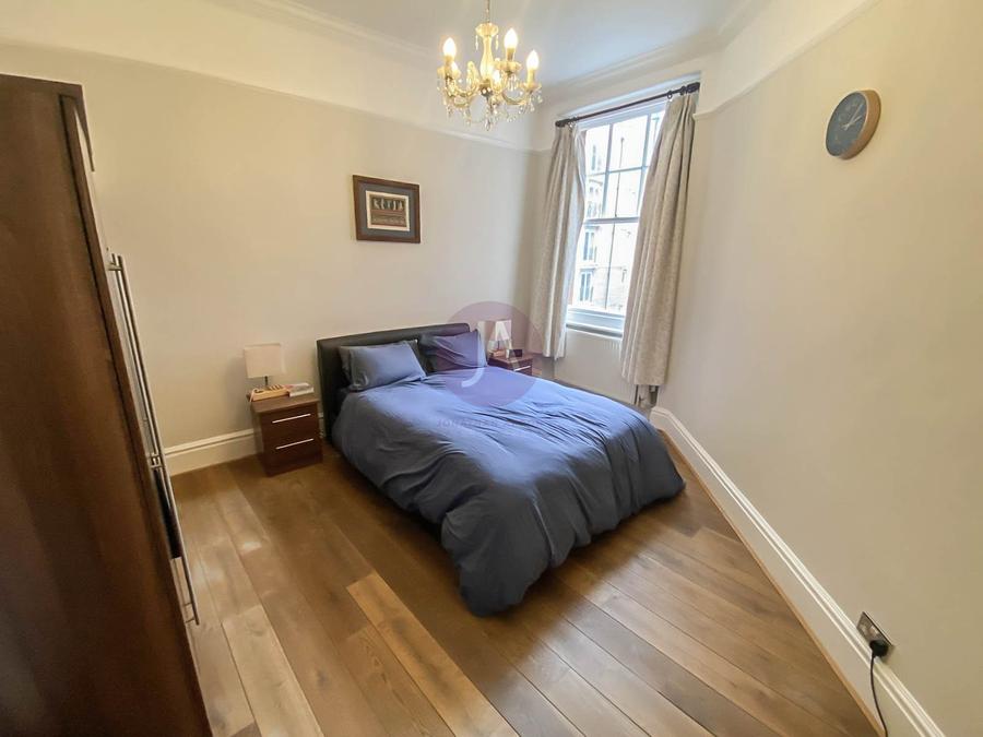 1 bedroom Flat to rent in Westminster Palace Gardens-view5