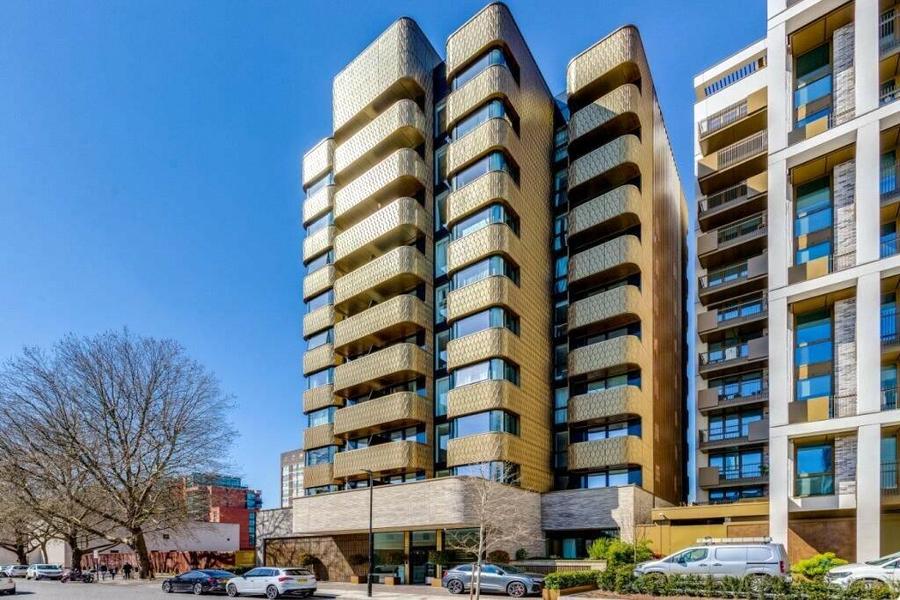 2 bedroom Flat to rent in The Compton-view14