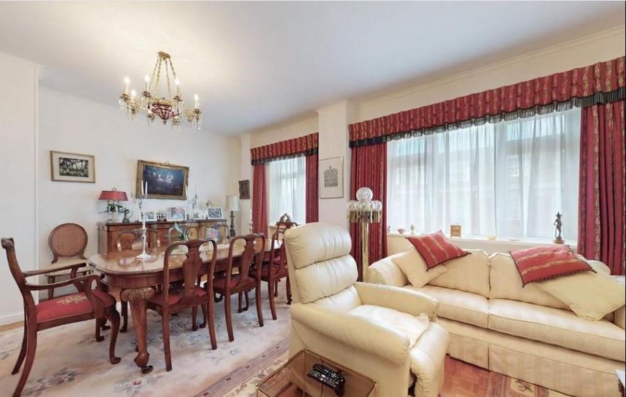 3 bedroom Flat for sale in Avenue Close-view8