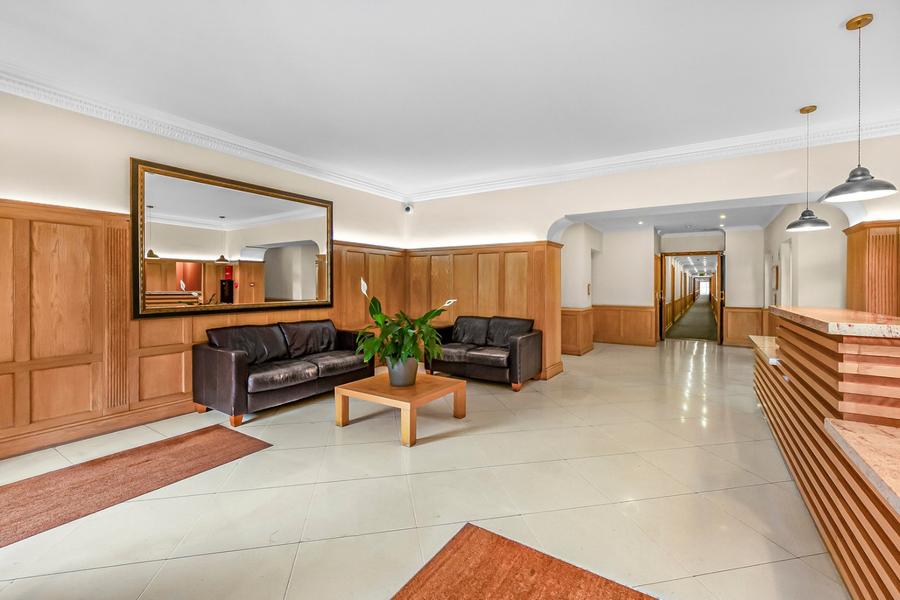 3 bedroom Flat for sale in William Court-view16