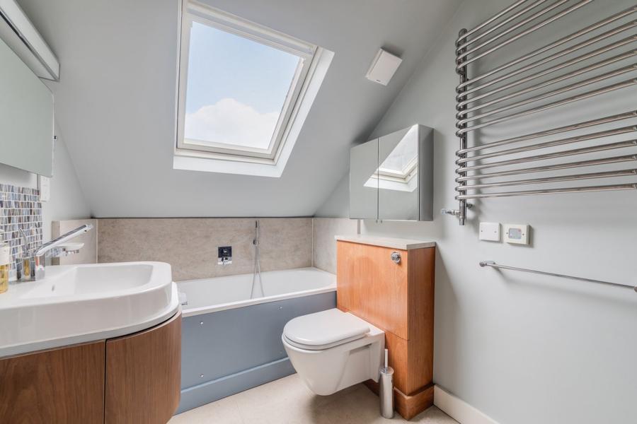 4 bedroom House for sale in Belsize Crescent-view25