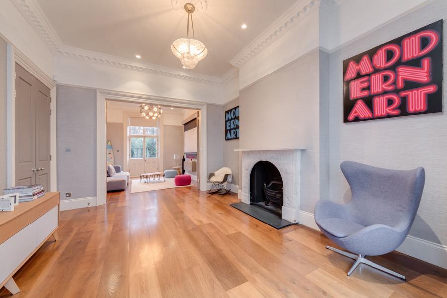 4 bedroom House for sale in Belsize Crescent-view13