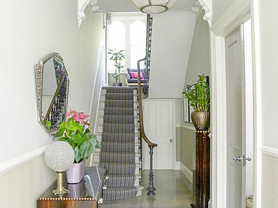 4 bedroom House for sale in Belsize Crescent-view4